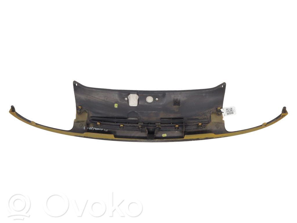 Renault Clio II Maskownica / Grill / Atrapa górna chłodnicy 