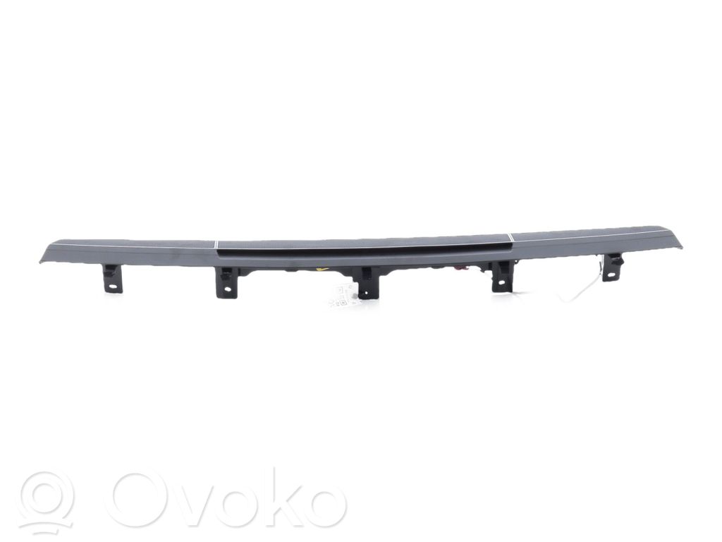 Trzecie światło stop   999066304,H07379G