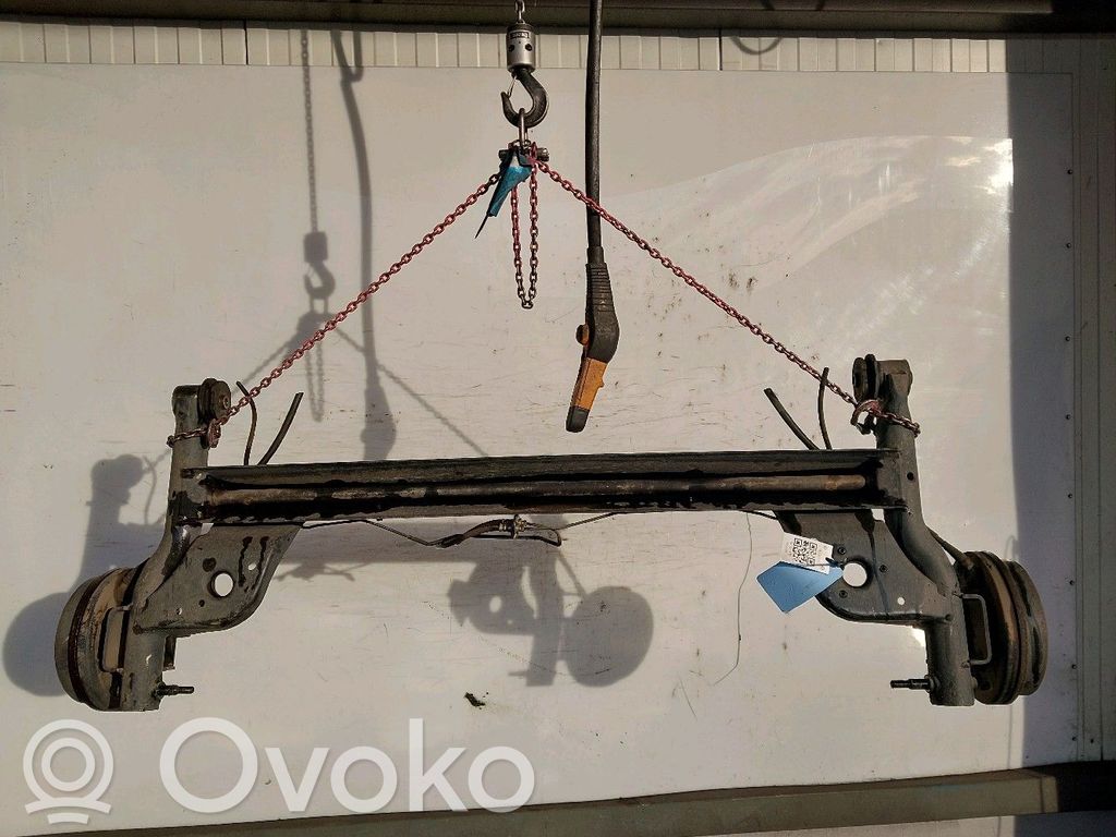 Eje trasero   4651051K00,B19018L