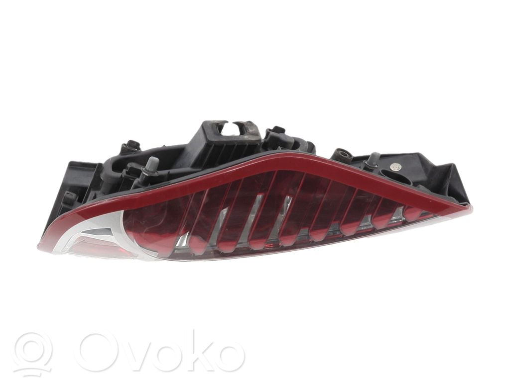 Lampa tylna   265550013R,Y11434Y