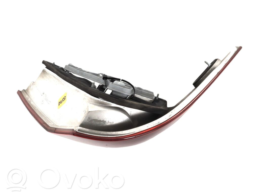 Mercedes-Benz C W203 Lampa tylna 