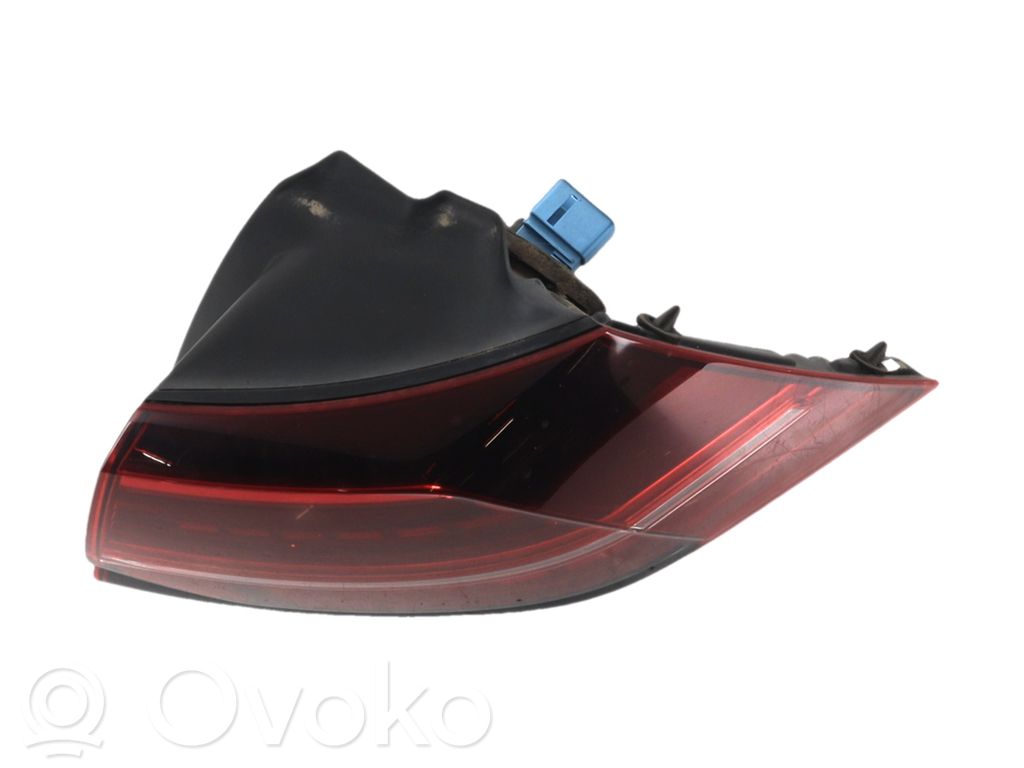 Volkswagen Golf VII Lampa tylna 