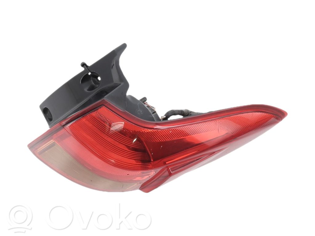 Suzuki Vitara (LY) Luz trasera/de freno