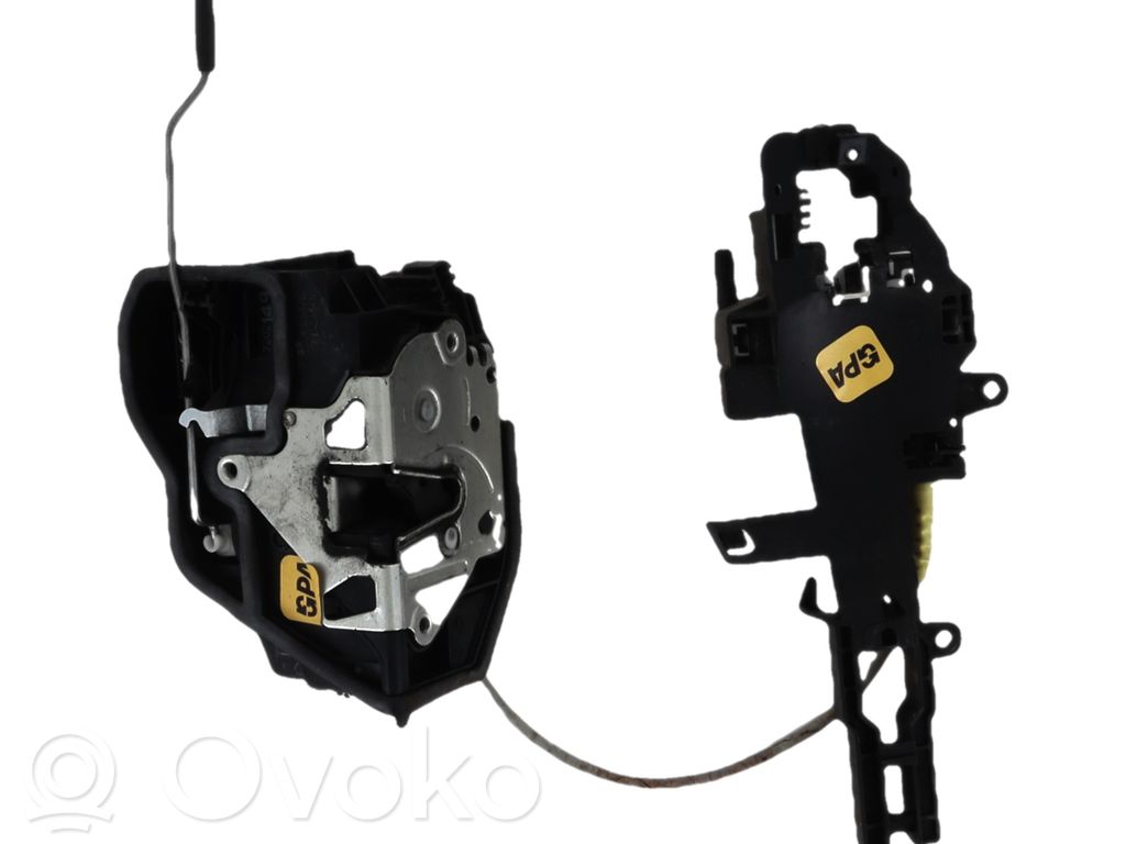 BMW 1 E82 E88 Front door lock 