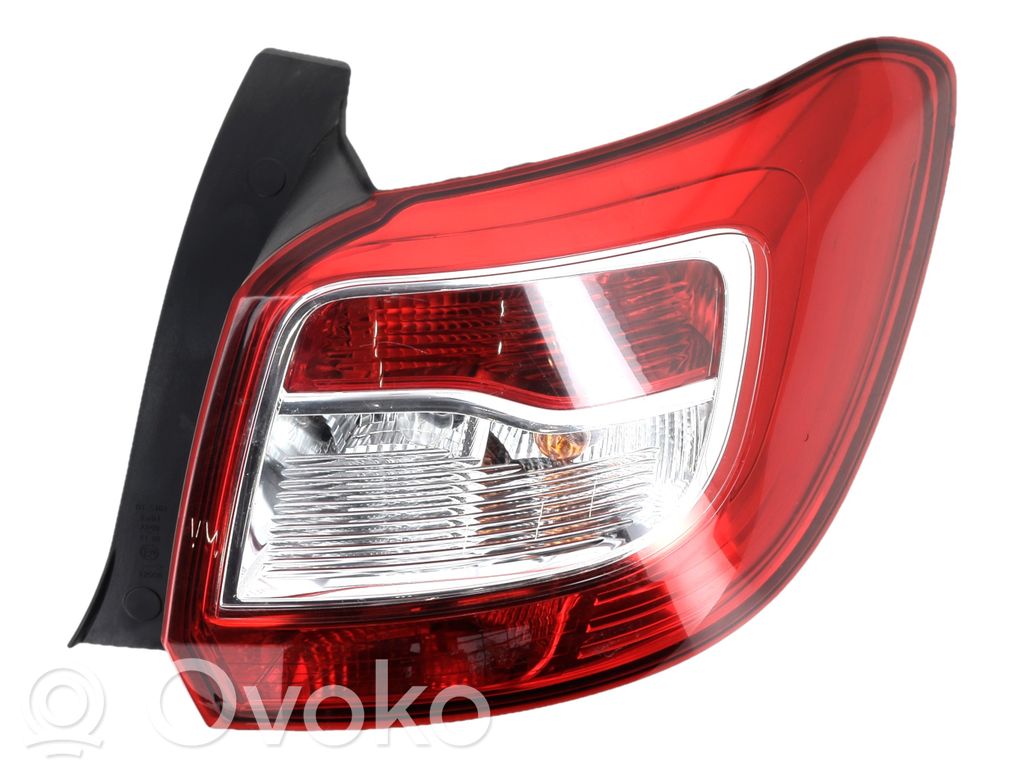Dacia Sandero Lampă spate în caroserie 