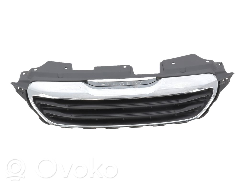Peugeot 108 Oberes Gitter vorne