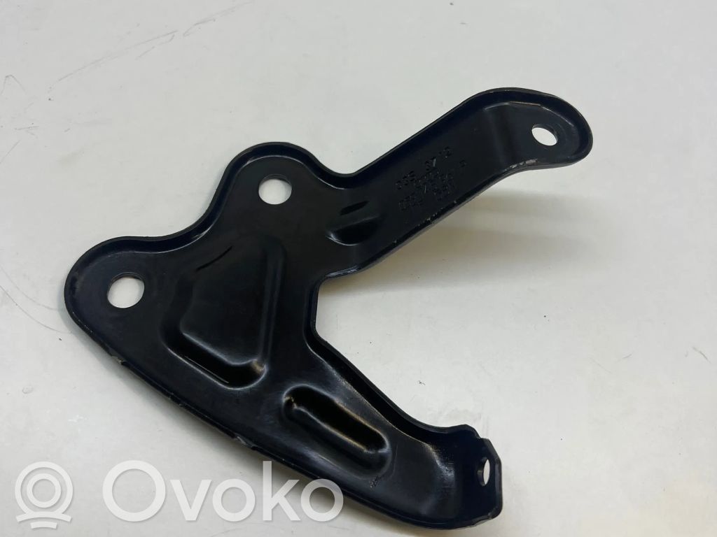 Muu moottoritilan osa   059145961R,03S3712