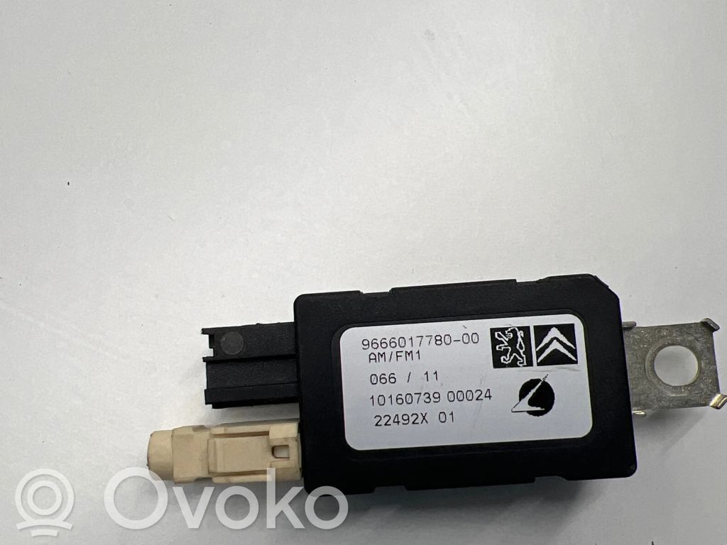 Citroen DS4 Antenos stiprintuvas 