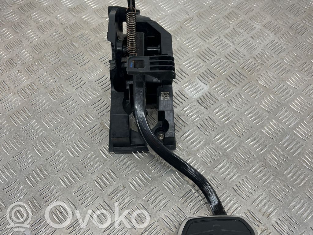BMW 1 F40 Brake pedal 