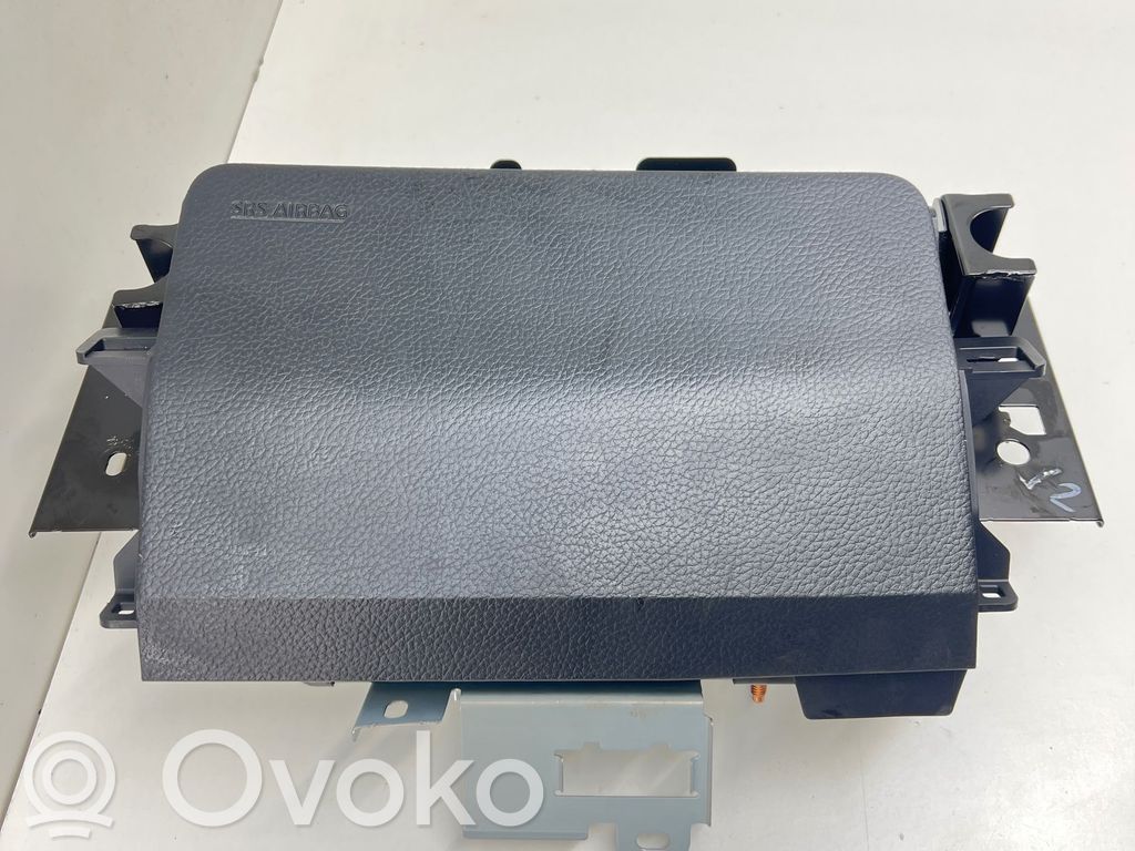 Nissan Navara D23 Airbag per le ginocchia 