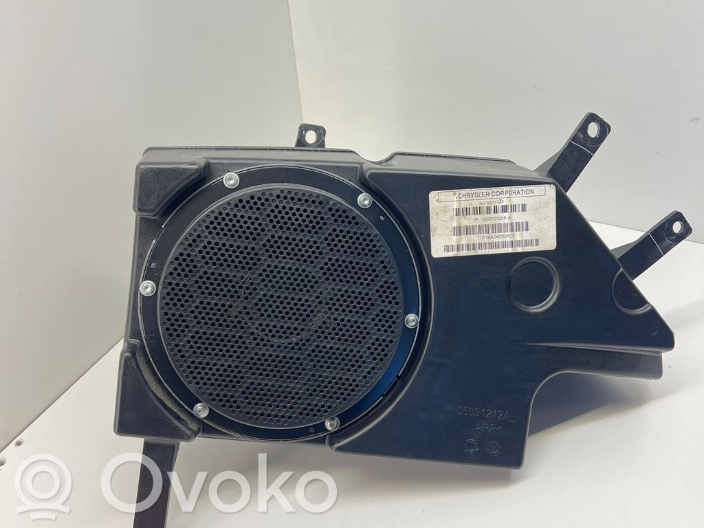 Jeep Cherokee KL Altavoz subwoofer 