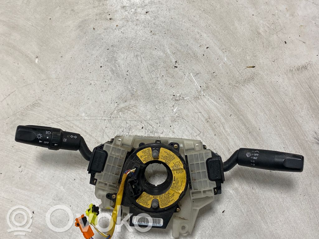 Mazda 3 I Commodo, commande essuie-glace/phare 