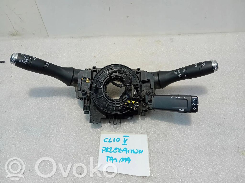 Renault Clio V Wiper turn signal indicator stalk/switch 