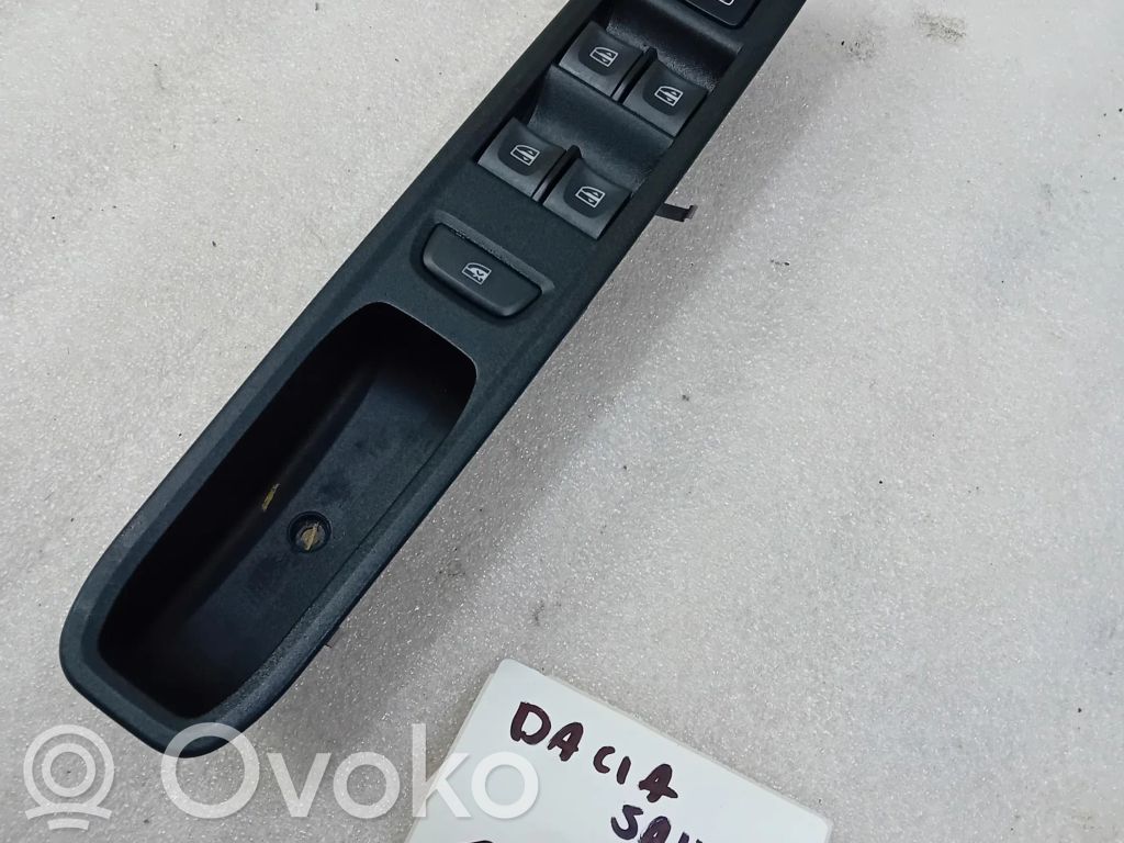 Dacia Logan III Quarter vent window switch 