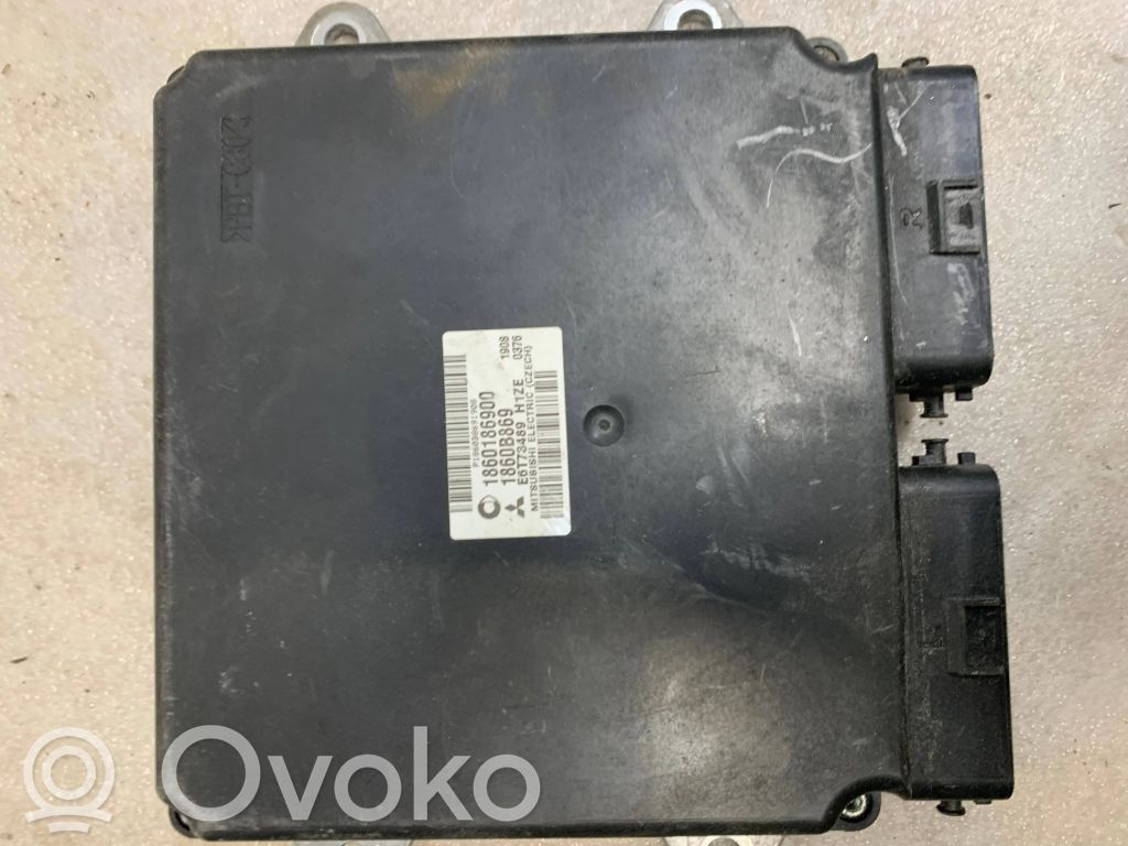 Mitsubishi Colt Engine control unit/module 