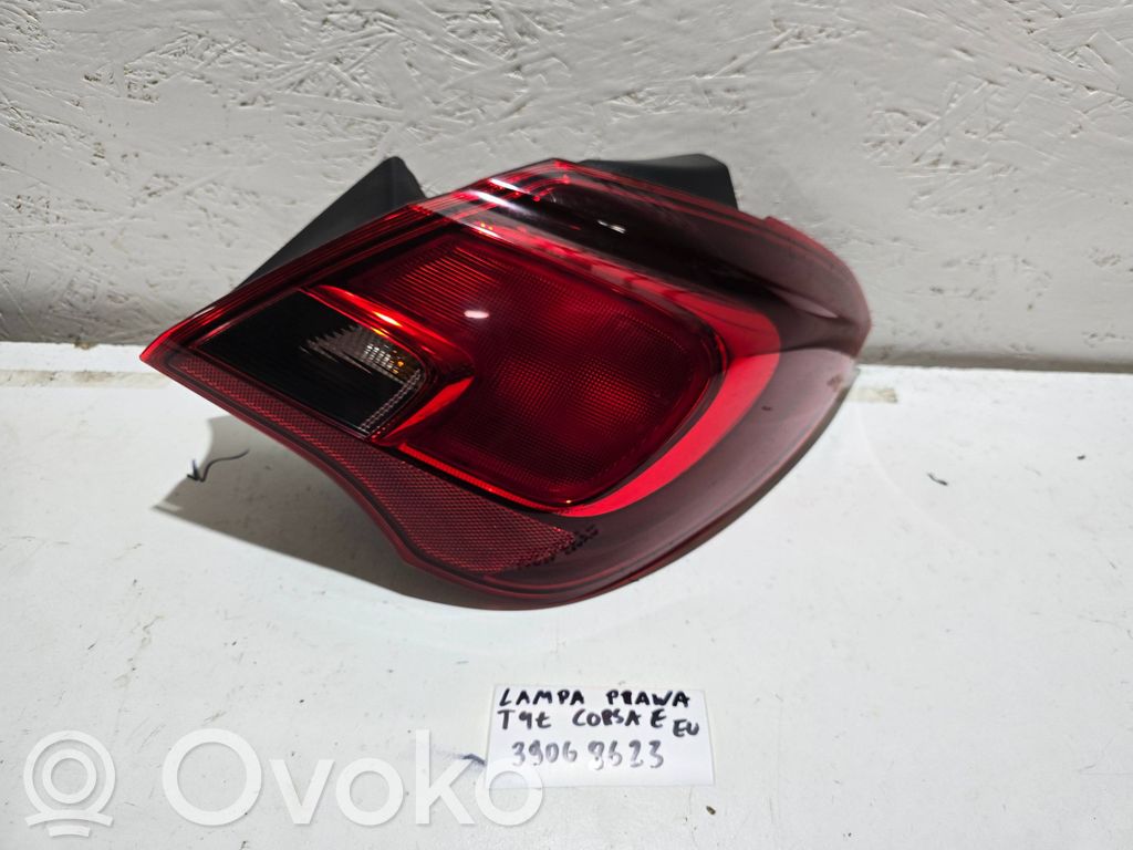 Opel Corsa E Rear/tail lights 