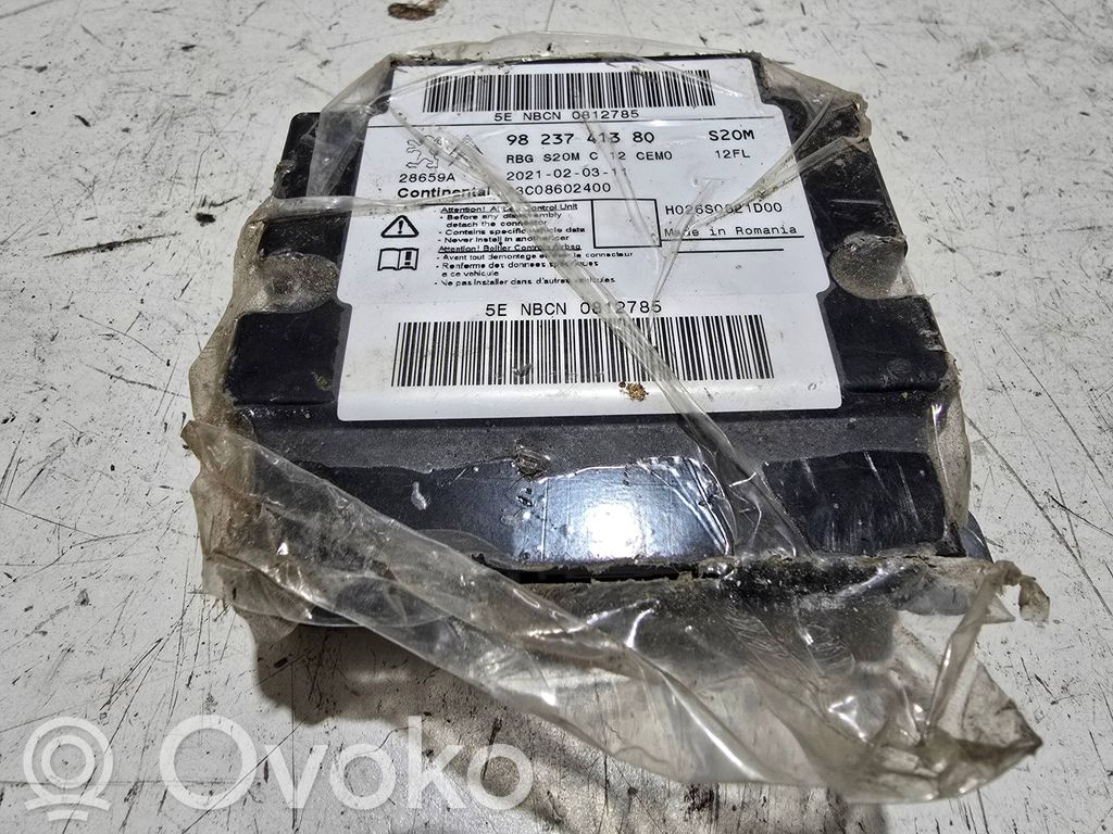 Peugeot 208 I Airbag control unit/module 