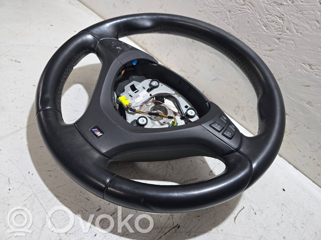 Steering wheel   9205599