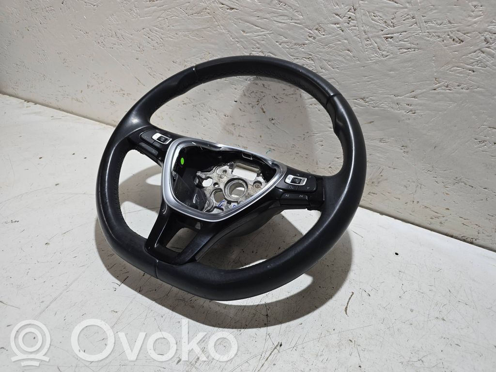 Volkswagen PASSAT B8 Kierownica 