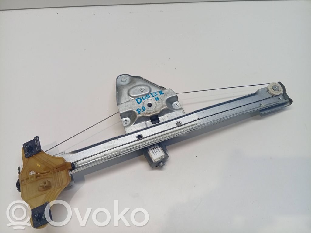 Dacia Duster II Front door window regulator with motor 