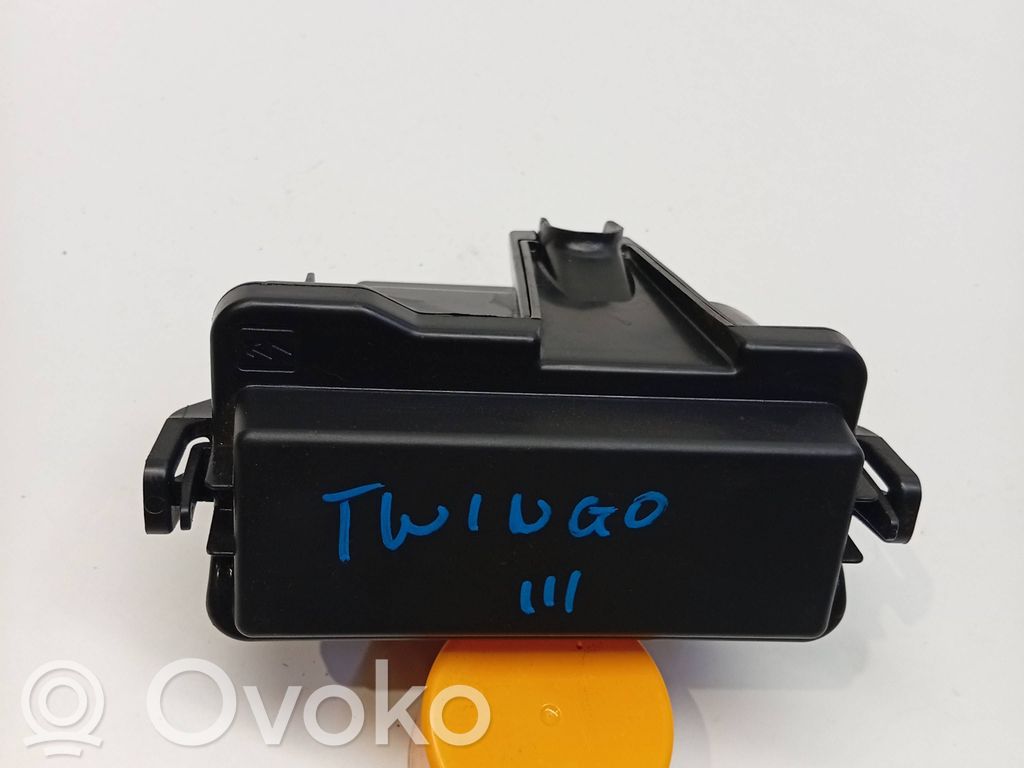 Renault Twingo III Módulo de fusible 