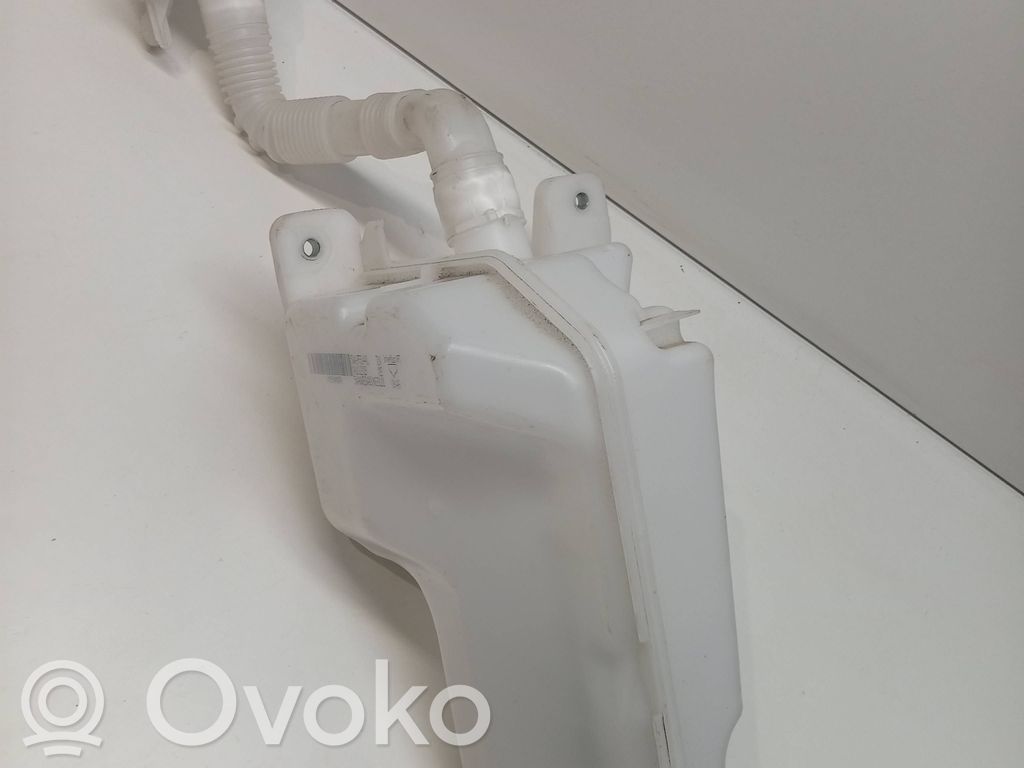 Volkswagen Golf VIII Rezervor lichid spălare parbriz 