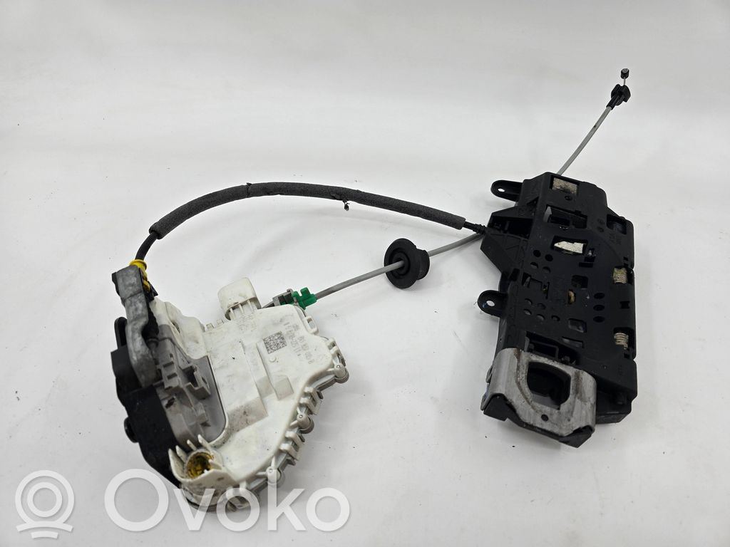 Audi A5 Front door lock 