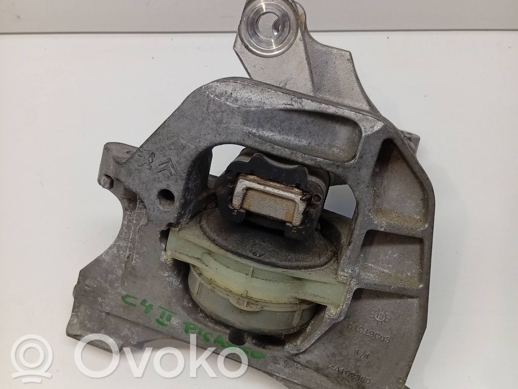 Citroen C4 II Picasso Engine mount vacuum valve 