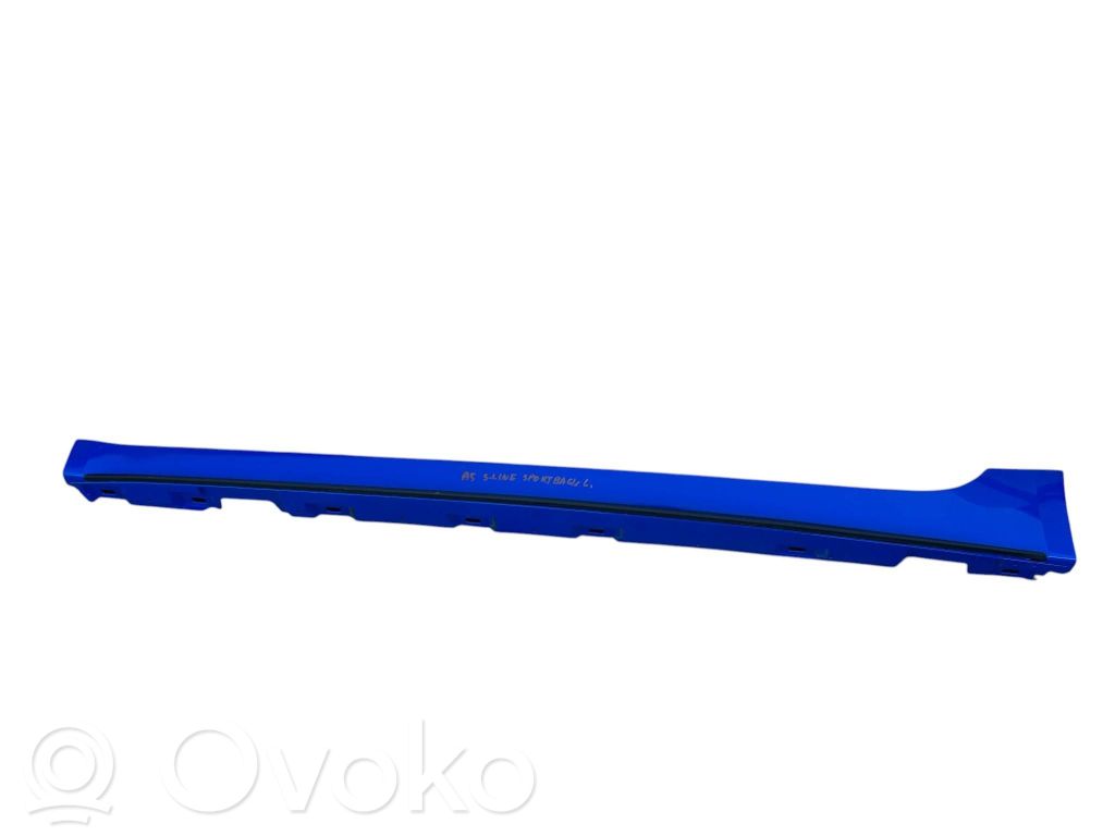 Audi A5 Slenkstis 