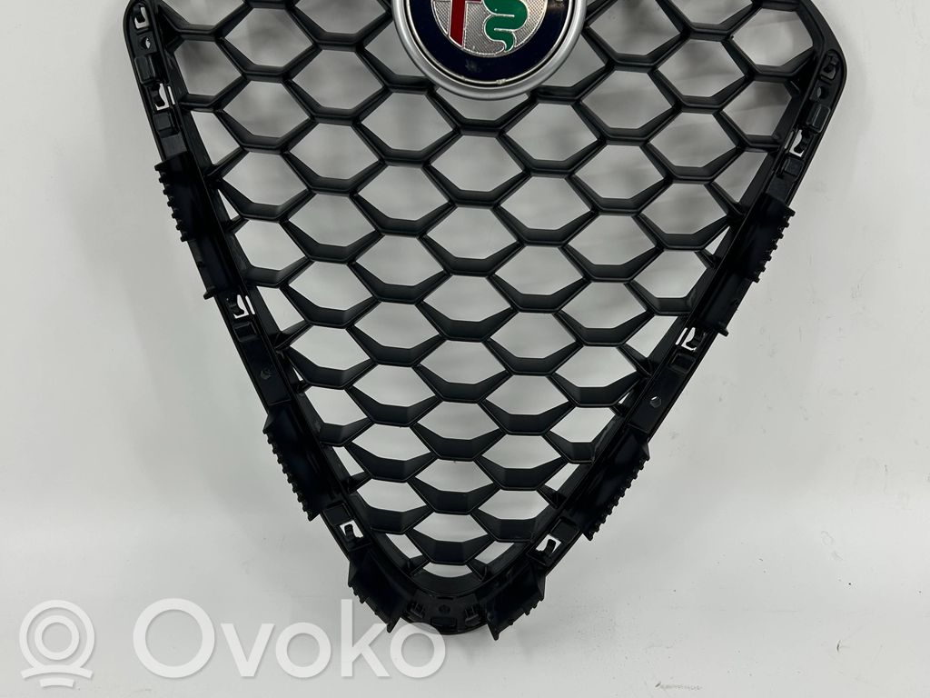 Alfa Romeo Giulia Etusäleikkö 