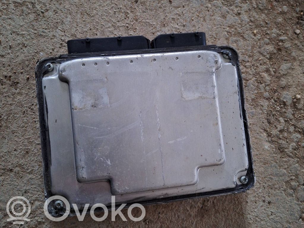 Skoda Octavia Mk1 (1U) Engine control unit/module 