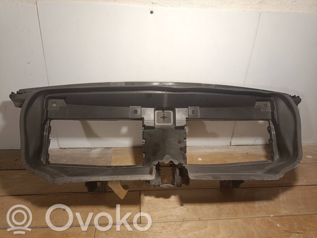 BMW X1 E84 Radiatoriaus oro nukreipėjas (-ai) 