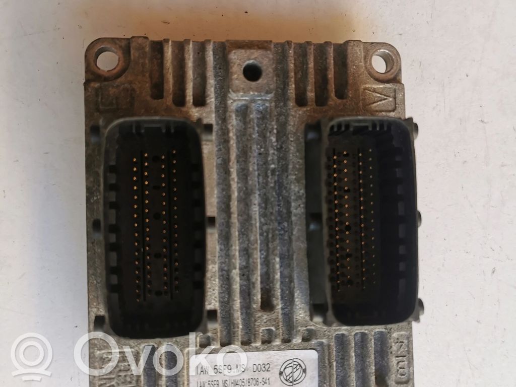 Nissan Cube Z10 Engine control unit/module ECU 