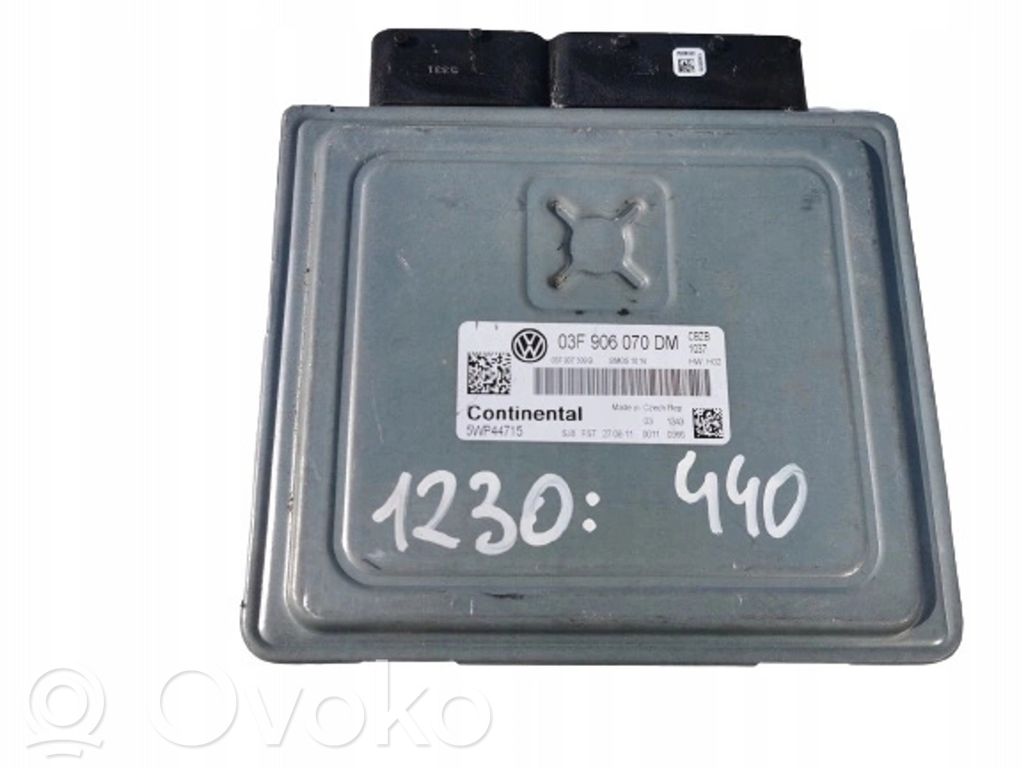 Engine control unit/module ECU   5WP44715