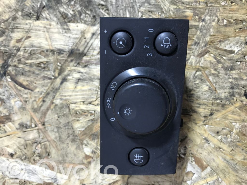 Opel Vectra C Light switch 