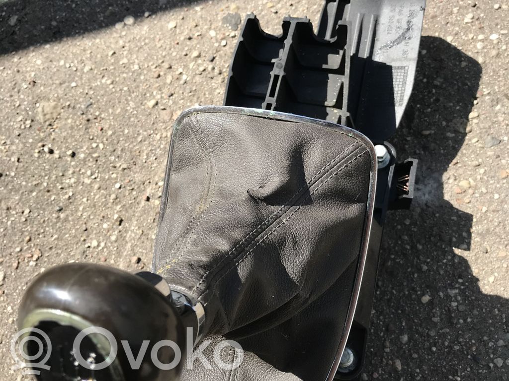Opel Insignia A Lewarek zmiany biegów / dolny 