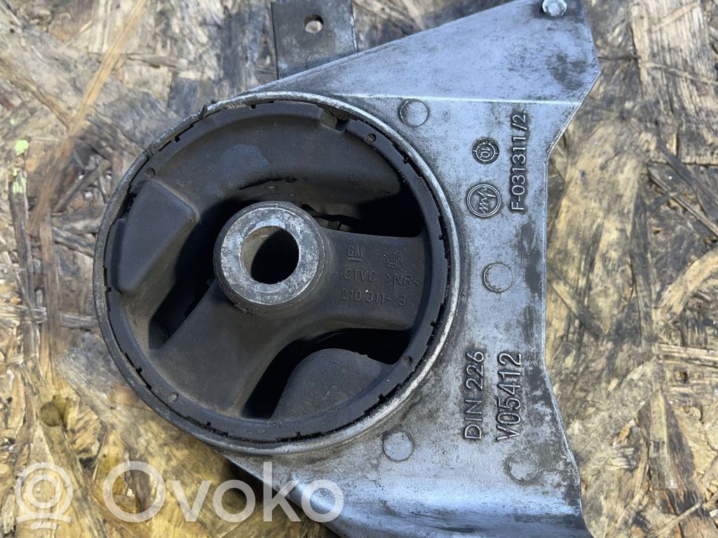 Opel Vectra C Engine mount bracket 