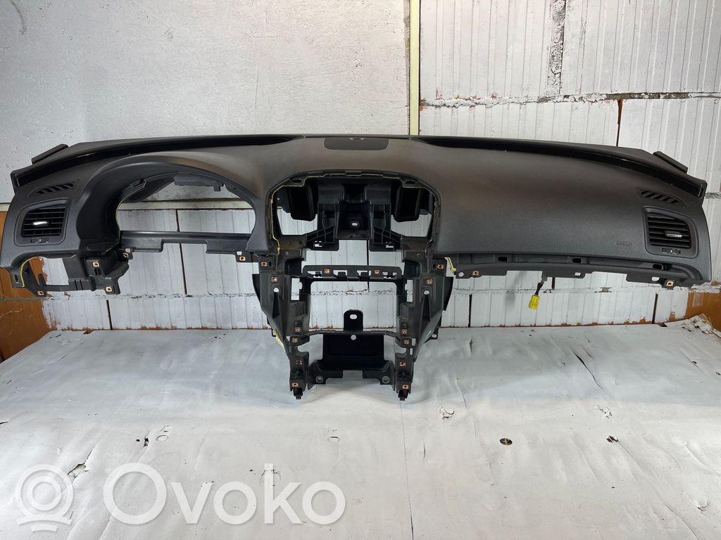 Opel Insignia A Panelė 