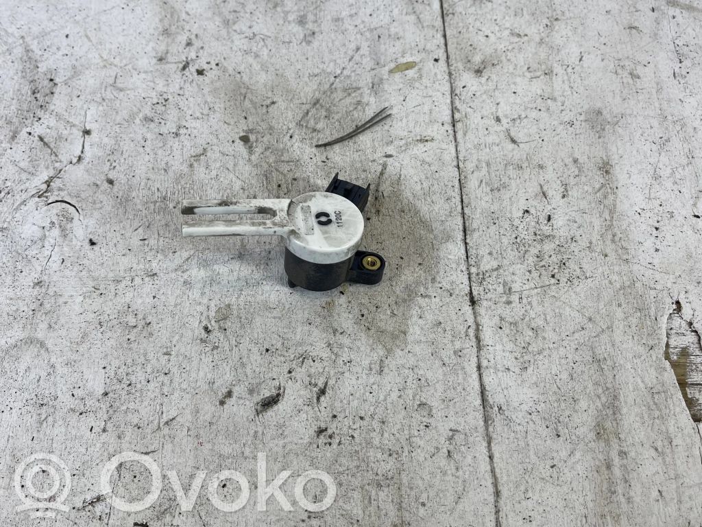 Opel Astra J Interruptor sensor del pedal de freno 