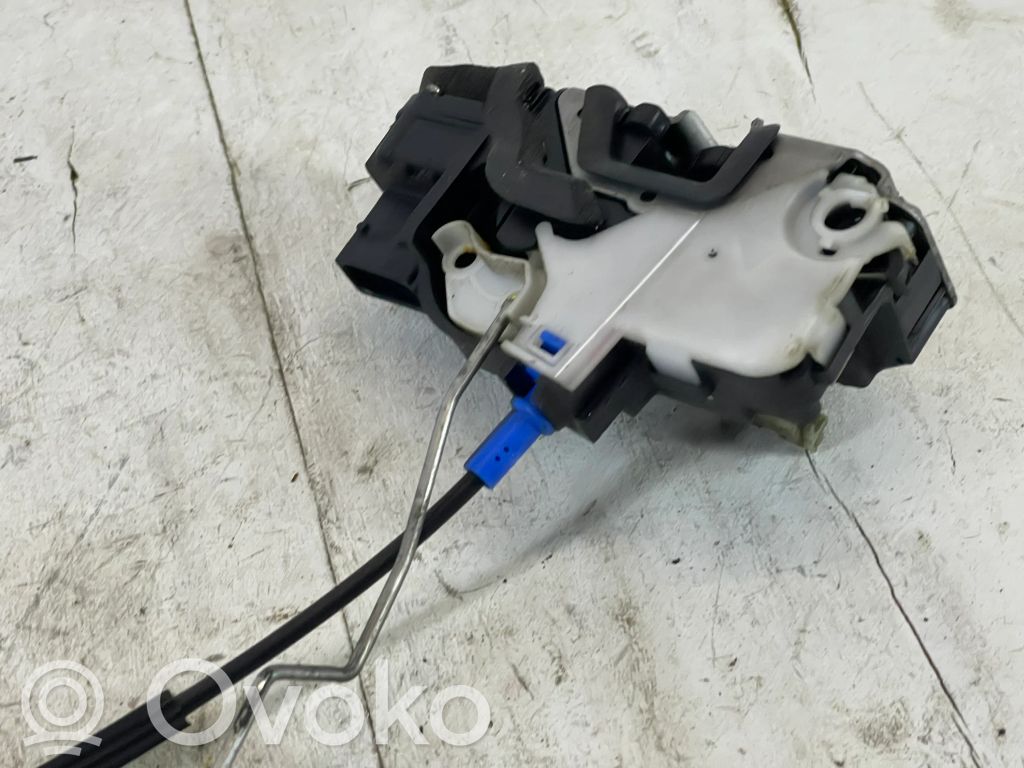 Opel Astra J Etuoven lukko 