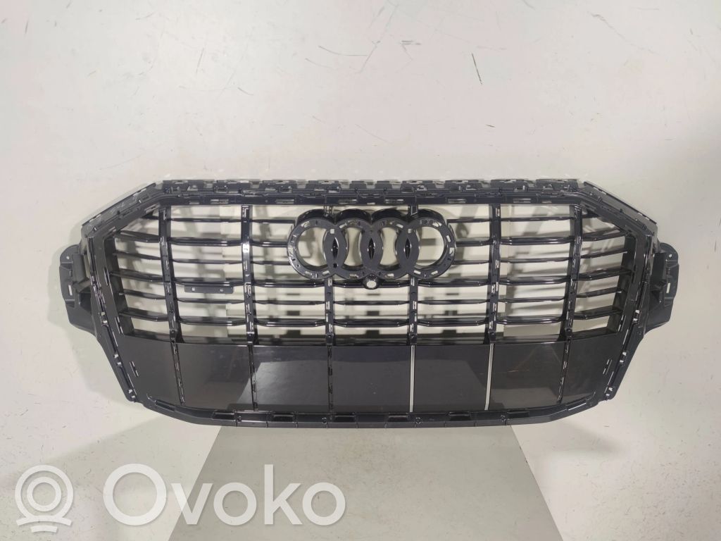 Audi Q7 4M Etusäleikkö 