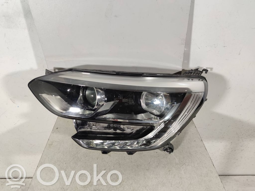 Renault Megane IV Scheinwerfer 
