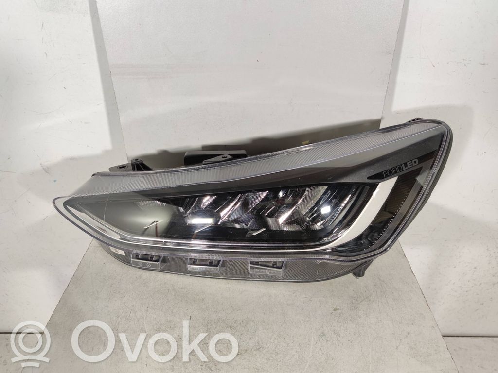 Headlight/headlamp   NX7B13E015CF