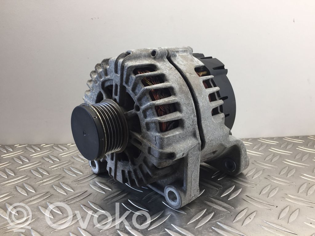 BMW 5 F10 F11 Generator/alternator 