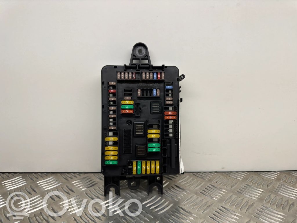 BMW 4 F32 F33 Fuse module 