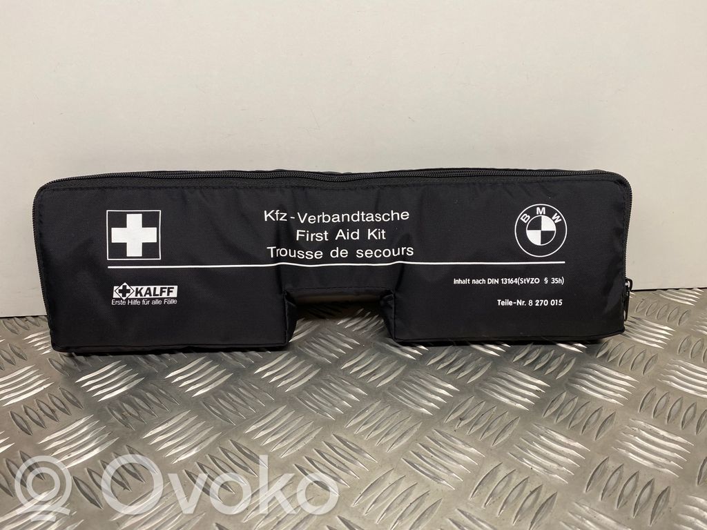 BMW 7 F01 F02 F03 F04 Aptieciņa 