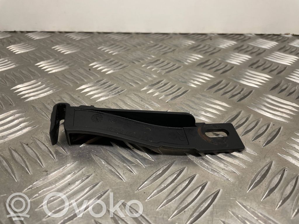 BMW 3 E92 E93 Headlight/headlamp mounting bracket 