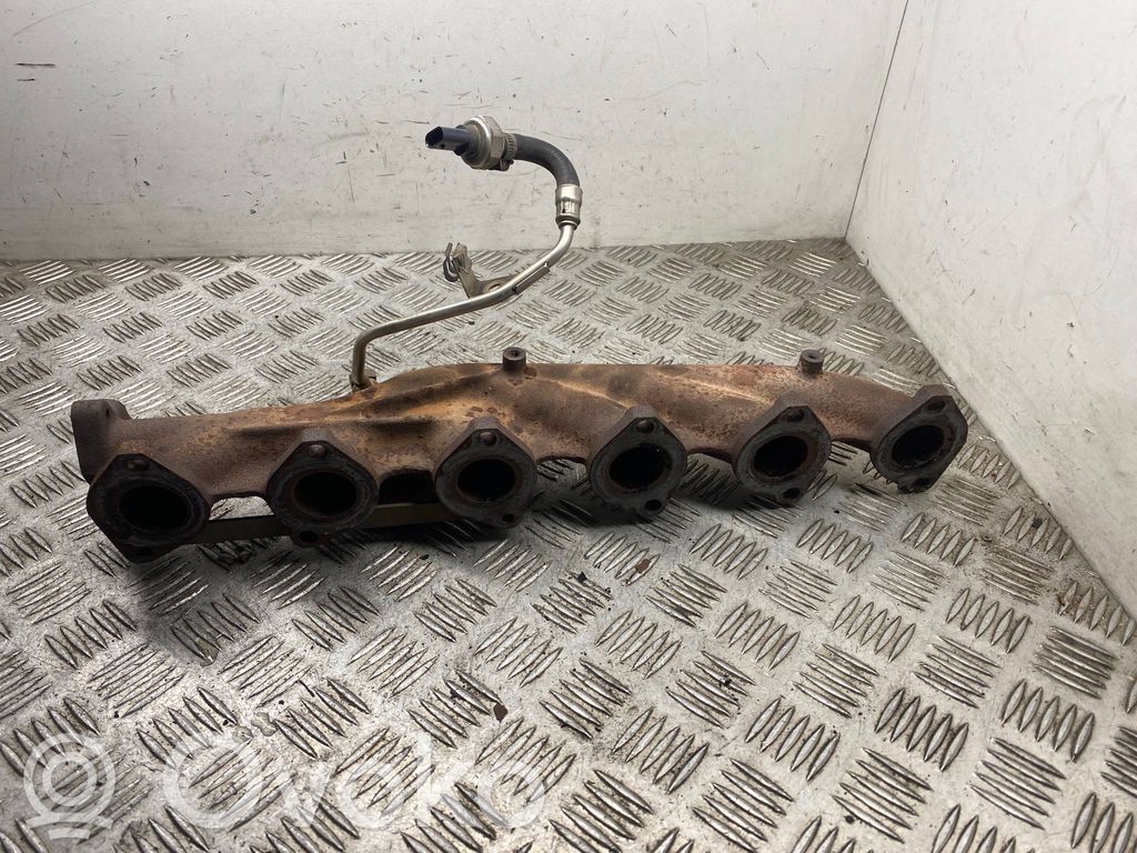 BMW 5 F10 F11 Exhaust manifold 