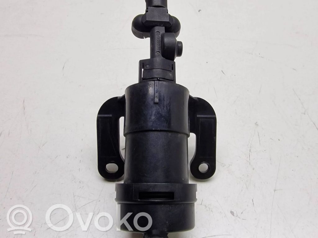Saab 9-5 Headlight washer spray nozzle 