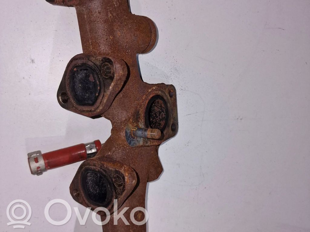 Nissan Juke I F15 Išmetimo kolektorius 